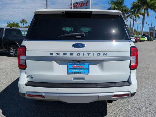 2023 Ford Expedition XLT