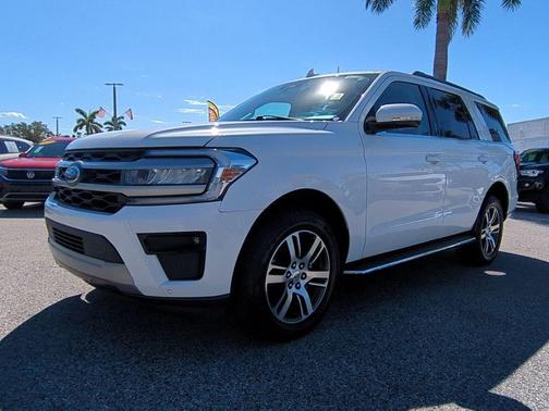 2023 Ford Expedition XLT