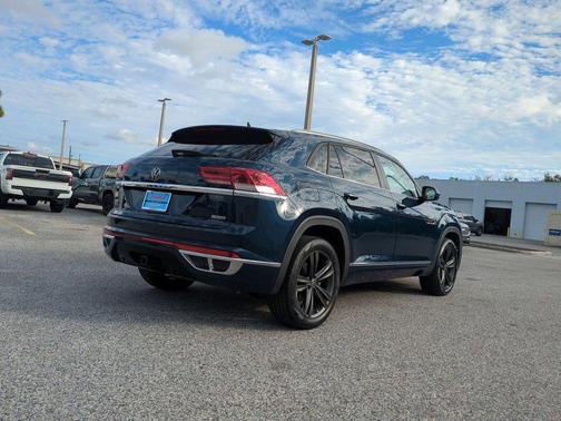 2021 Volkswagen Atlas Cross Sport 3.6L V6 SE w/Technology R-Line