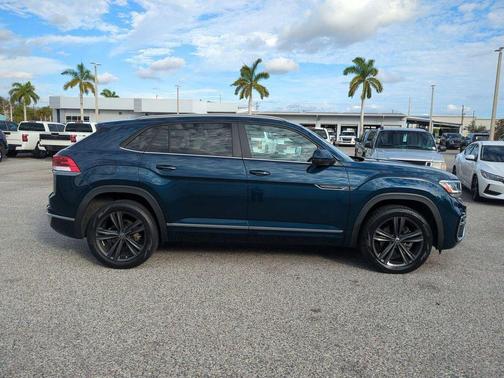 2021 Volkswagen Atlas Cross Sport 3.6L V6 SE w/Technology R-Line