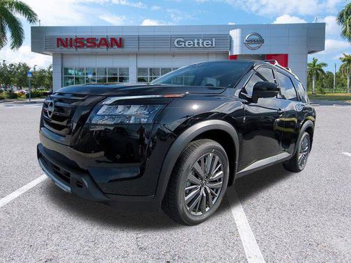 2025 Nissan Pathfinder SL FWD