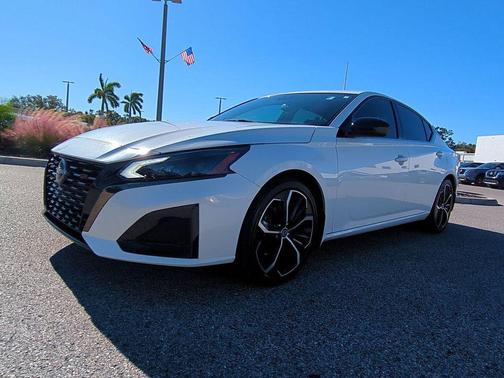 2024 Nissan Altima SR FWD