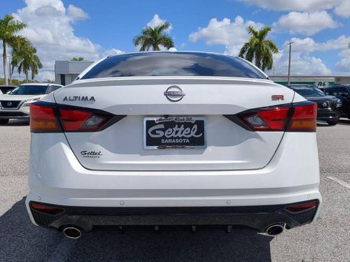 2024 Nissan Altima SR FWD