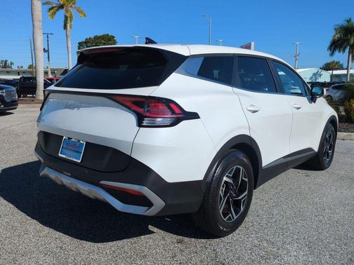 2024 Kia Sportage LX