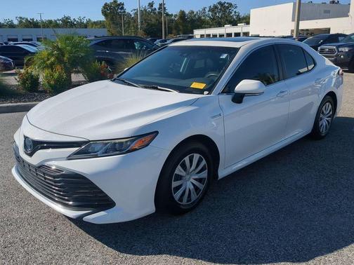 2020 Toyota Camry LE