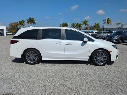 2025 Honda Odyssey Touring