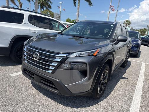 2025 Nissan Rogue SV