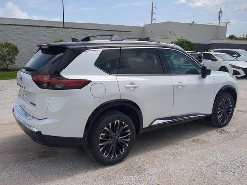 2025 Nissan Rogue Platinum