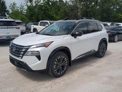 2025 Nissan Rogue Platinum