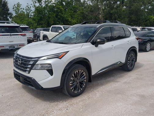 2025 Nissan Rogue Platinum