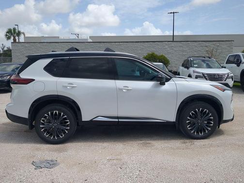 2025 Nissan Rogue Platinum