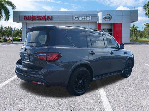 2023 INFINITI QX80 Luxe
