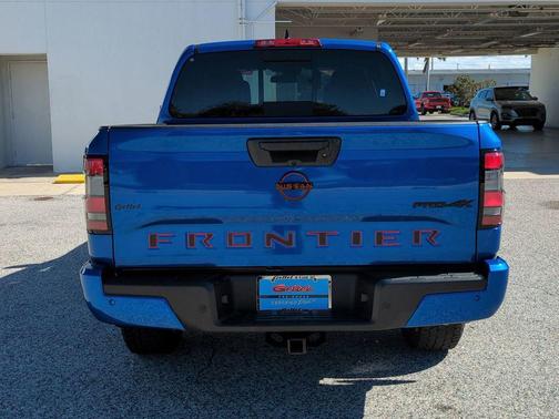 2024 Nissan Frontier PRO-4X