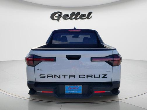 Atlas White 2024 Hyundai SANTA CRUZ SEL