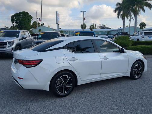 2025 Nissan Sentra SV