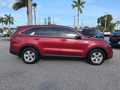 2023 Kia Sorento LX