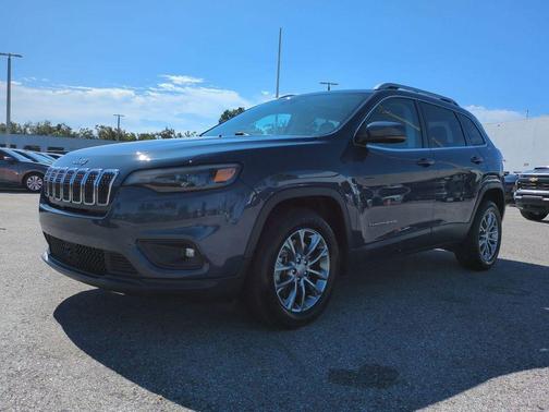 2021 Jeep Cherokee Latitude Lux