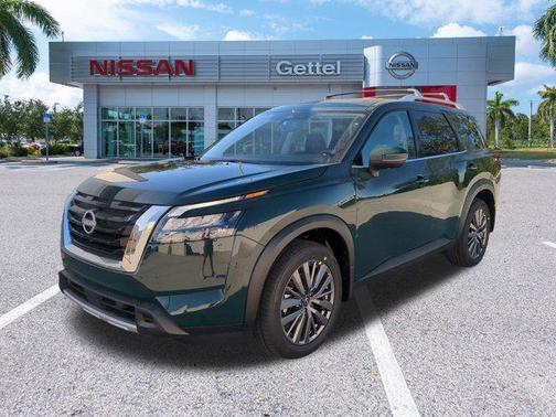 2025 Nissan Pathfinder SL FWD