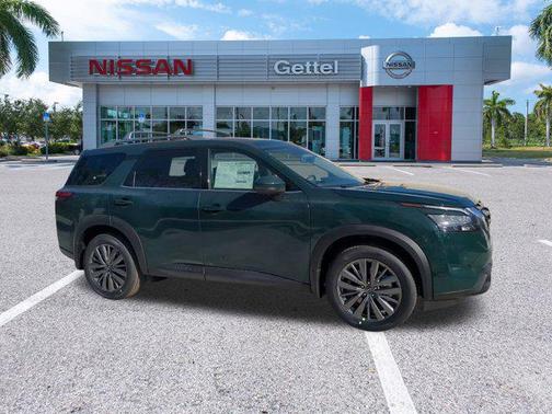 2025 Nissan Pathfinder SL FWD