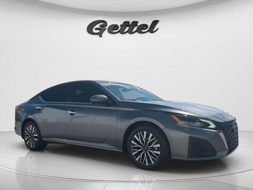 Gun Metallic 2023 Nissan Altima 2.5 SV