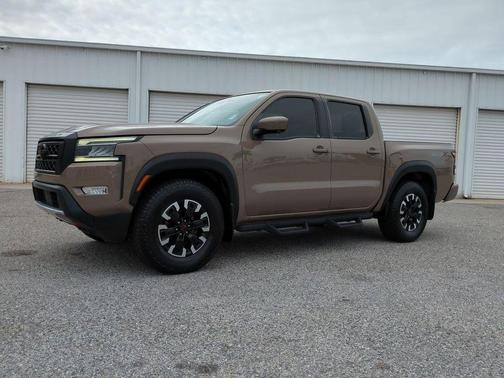 2023 Nissan Frontier PRO-X