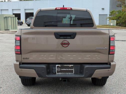 2023 Nissan Frontier PRO-X