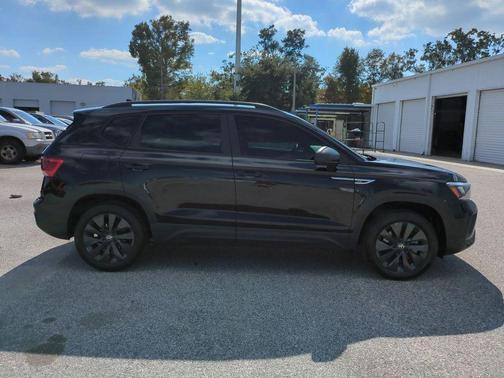 2023 Volkswagen Taos 1.5T S