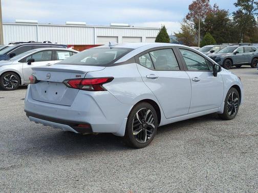 2025 Nissan Versa 1.6 S
