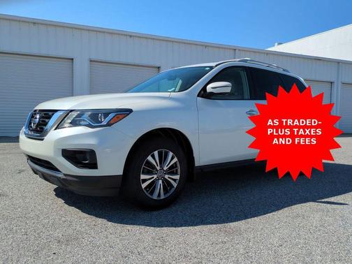 2018 Nissan Pathfinder SL