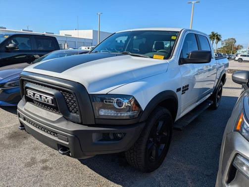2019 RAM 1500 Classic Warlock Crew Cab 4x4 5'7' Box