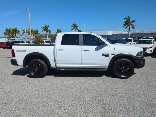 2019 RAM 1500 Classic Warlock Crew Cab 4x4 5'7' Box