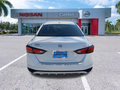 2022 Nissan Altima 2.5 SL