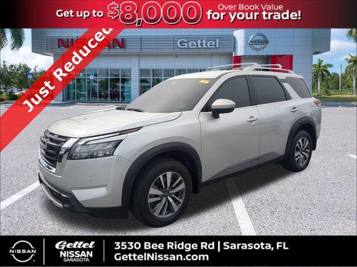 2025 Nissan Pathfinder SL FWD