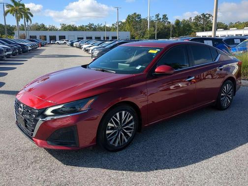 2023 Nissan Altima 2.5 SV