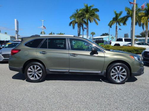 2017 Subaru Outback 2.5i Touring