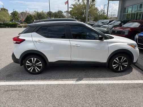 2019 Nissan Kicks SV