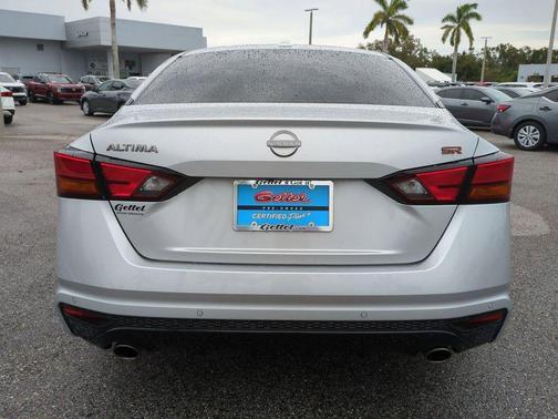 2024 Nissan Altima SR FWD