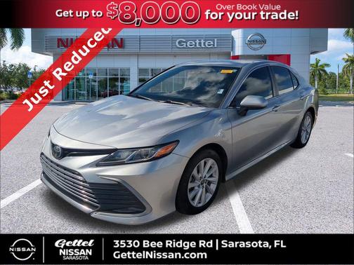 2022 Toyota Camry LE