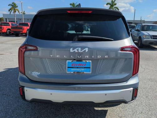 2024 Kia Telluride LX