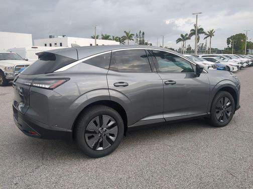 2025 Nissan Murano SL