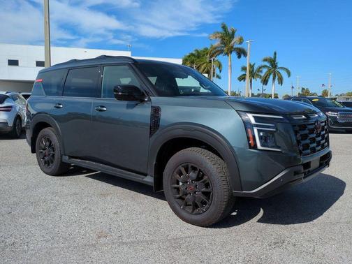 2025 Nissan Armada PRO-4X 4WD