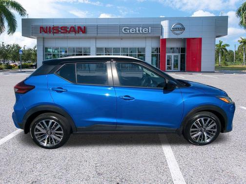 2023 Nissan Kicks SV