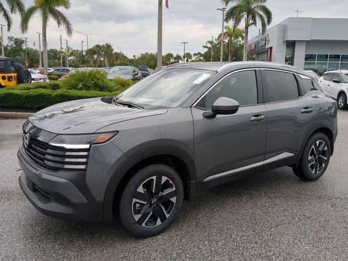 2025 Nissan Kicks SV