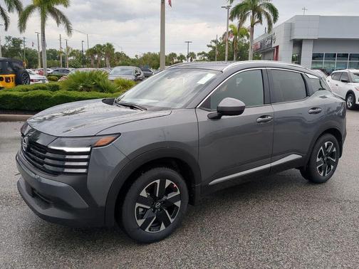 2025 Nissan Kicks SV