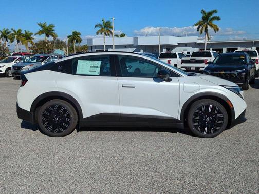 2026 Nissan Leaf PLATINUM+