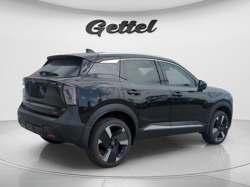 Super Black 2026 Nissan Kicks SR
