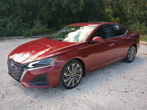 2025 Nissan Altima 2.5 SL