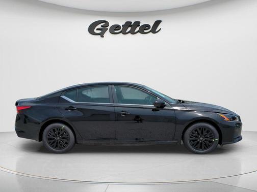 Super Black 2026 Nissan Altima 2.5 SV