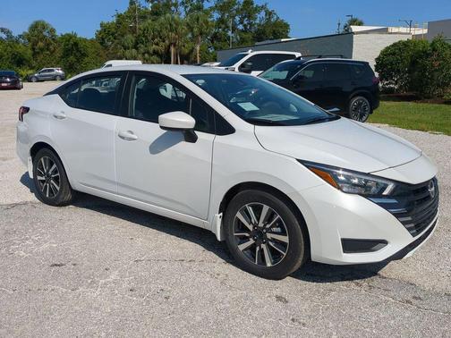 2025 Nissan Versa 1.6 SV