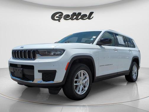 Bright White Clearcoat 2023 Jeep Grand Cherokee L Laredo